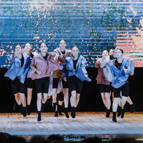 Изображение к новости Sibirika-Dance!